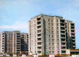 Продается четырехкомнатная квартира, 72.5 м2, Кузнецк, улица 60-летия ВЛКСМ, 6
