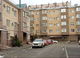 Продается трехкомнатная квартира, 74 м2, Ставрополь, улица Рогожникова, 27, ЖК Изумрудный Город