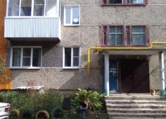 Продажа 2-комнатной квартиры, 48 м2, поселок городского типа Междуреченск, улица ЖБК, 12