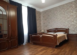 Сдам в аренду 3-комнатную квартиру, 90 м2, Кемеровская область, Советский проспект, 33