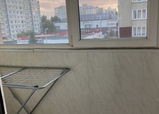 Сдаю однокомнатную квартиру, 46.9 м2, Калининградская область, Зелёная улица, 81