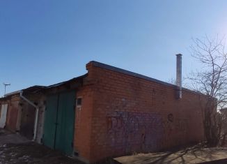 Гараж на продажу, 27 м2, поселок городского типа Мостовской, Северная улица, 13А