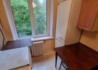 Сдается 3-комнатная квартира, 56 м2, Москва, улица Константина Симонова, 5к2, улица Константина Симонова