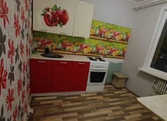 Сдается 1-ком. квартира, 33 м2, Саянск, микрорайон Строителей, 9