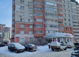 Продается многокомнатная квартира, 40 м2, Ярославль, проспект Фрунзе, 41