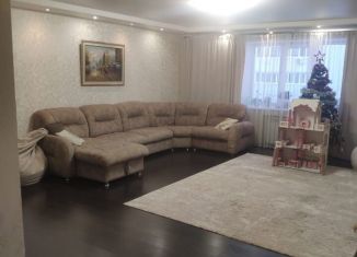 3-комнатная квартира на продажу, 97.3 м2, Энгельс, Комсомольская улица, 187