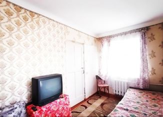Продается 2-комнатная квартира, 38.6 м2, Гулькевичи, улица Энергетиков, 10