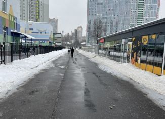 Торговая площадь в аренду, 30 м2, Санкт-Петербург, муниципальный округ Пискарёвка, проспект Маршала Блюхера, 12ГК