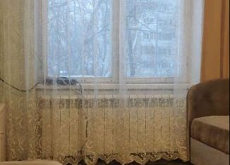 Сдам 2-комнатную квартиру, 39 м2, Москва, улица Хлобыстова, 18к2, метро Выхино