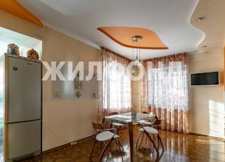 Продам коттедж, 369.7 м2, Барнаул, Центральный район, улица Аванесова, 17