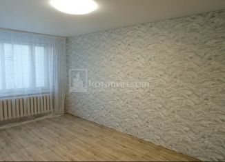 Продается трехкомнатная квартира, 68 м2, Камешково, улица Смурова, 6