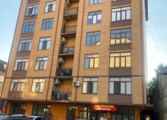 Продам трехкомнатную квартиру, 97 м2, Махачкала, 1-й тупик Каммаева, 28, Кировский район