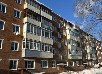 Продам 2-ком. квартиру, 49 м2, поселок Радужный, посёлок Радужный, 7