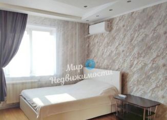 Сдается в аренду однокомнатная квартира, 50 м2, Новокузнецк, проспект Авиаторов, 107