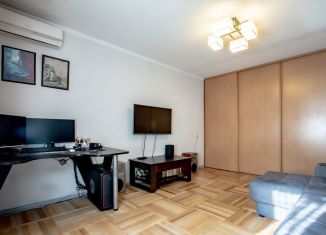 Продается 2-комнатная квартира, 50 м2, Краснодар, улица Игнатова, 16, микрорайон Гидрострой