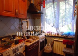 Продам 3-комнатную квартиру, 61.4 м2, Курская область, улица Димитрова, 93