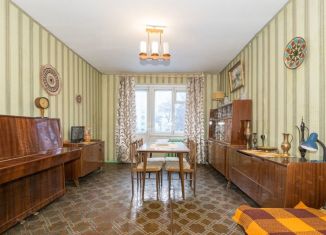 Продается 2-комнатная квартира, 54 м2, Новосибирск, улица Макаренко, 7