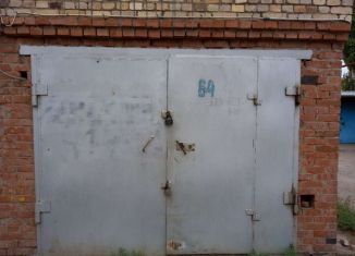 Сдаю в аренду гараж, 18 м2, Астраханская область, улица Адмирала Нахимова, 233А