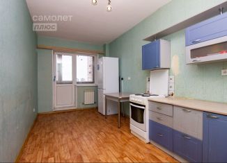 Продается двухкомнатная квартира, 80.2 м2, Ульяновск, улица Кирова, 6
