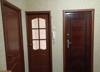 Продам 3-комнатную квартиру, 65 м2, Чебоксары, бульвар Анатолия Миттова, 39