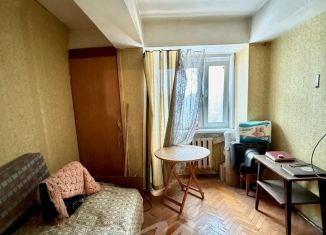 Продам 3-ком. квартиру, 72 м2, Москва, Чертановская улица, 30к4