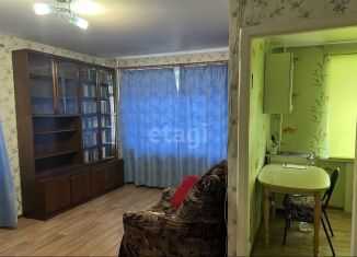 Продам 1-ком. квартиру, 30 м2, Екатеринбург, улица Черняховского, 48, метро Ботаническая