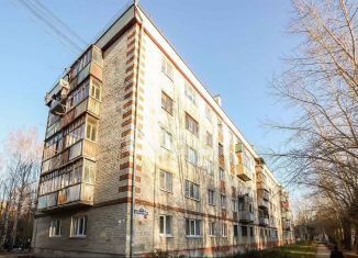 Продается 4-ком. квартира, 62.6 м2, Тюмень, улица 50 лет ВЛКСМ, 95