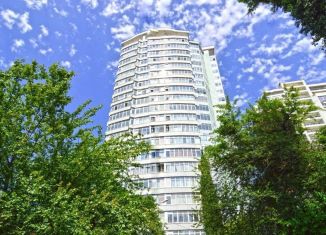 Продажа 3-ком. квартиры, 55 м2, Сочи, Первомайская улица, 11