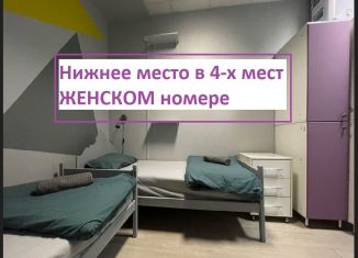 Сдаю в аренду комнату, 12 м2, Москва, Бауманская улица, 4