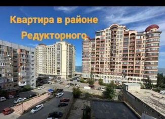 Продажа 2-ком. квартиры, 75 м2, Махачкала, улица Каримова, 15