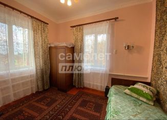 Продается 2-ком. квартира, 45 м2, Ейск, улица Пушкина, 77