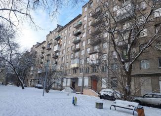 2-комнатная квартира на продажу, 45 м2, Санкт-Петербург, проспект КИМа, 28Б, метро Василеостровская