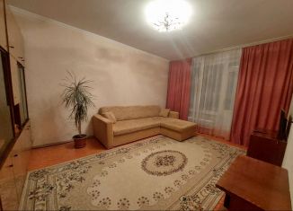 Продажа 3-ком. квартиры, 60 м2, Тольятти, бульвар Космонавтов, 26