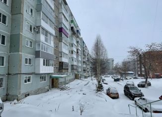 Продажа 4-ком. квартиры, 76 м2, Прокопьевск, проспект Строителей