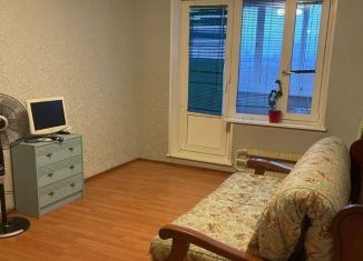 Аренда 1-комнатной квартиры, 31 м2, Москва, Сивашская улица, 4к4, метро Каховская