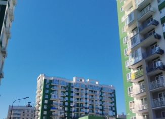 Продается однокомнатная квартира, 40 м2, Краснодарский край, улица Искры, 66/9