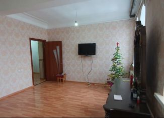 Продается трехкомнатная квартира, 76 м2, Армавир, Новороссийская улица