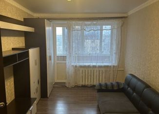 Сдам в аренду 1-ком. квартиру, 30 м2, Курская область, улица Халтурина, 5