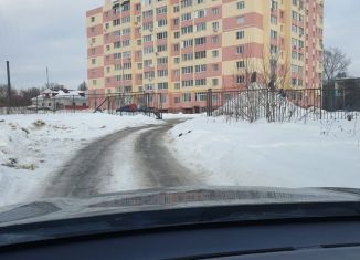 Сдаю двухкомнатную квартиру, 60 м2, Калуга, Хрустальная улица, 60Б