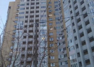 Продаю трехкомнатную квартиру, 112 м2, Волгоград, набережная Волжской Флотилии, 7А, район Спартановка