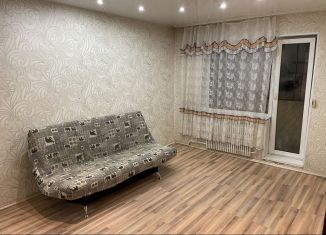 Сдается 1-ком. квартира, 40 м2, Озёрск, Октябрьская улица, 26