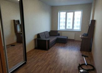 Сдается однокомнатная квартира, 40 м2, Гатчина, улица Красных Военлётов, 2А