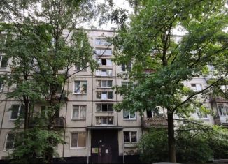 Продам 2-комнатную квартиру, 44.6 м2, Санкт-Петербург, улица Белы Куна, 15к2, муниципальный округ № 72