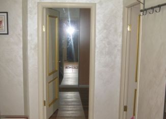Продам трехкомнатную квартиру, 65 м2, Москва, улица Маши Порываевой, 38, метро Комсомольская