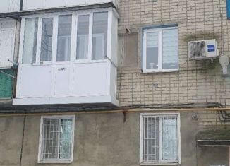 Продажа 3-комнатной квартиры, 63 м2, Калининск, Советская улица, 42
