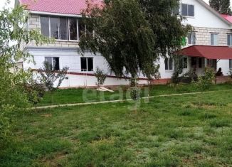 Дом на продажу, 879.5 м2, село Тарлыковка