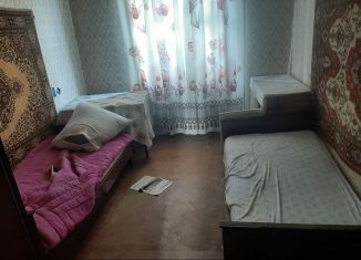 Продажа трехкомнатной квартиры, 66 м2, поселок городского типа Колпна, Комсомольская улица, 2