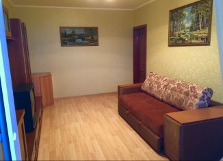 2-комнатная квартира в аренду, 59 м2, Москва, Донецкая улица, 12, станция Курьяново