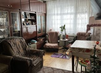 Двухкомнатная квартира на продажу, 45 м2, поселок Коминтерн, Коммунистическая улица, 10