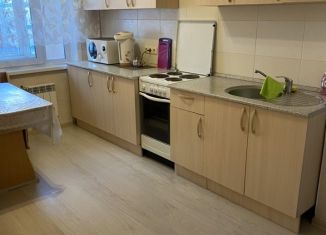 Сдаю в аренду 2-ком. квартиру, 70 м2, Иркутская область, проспект Маршала Жукова, 11